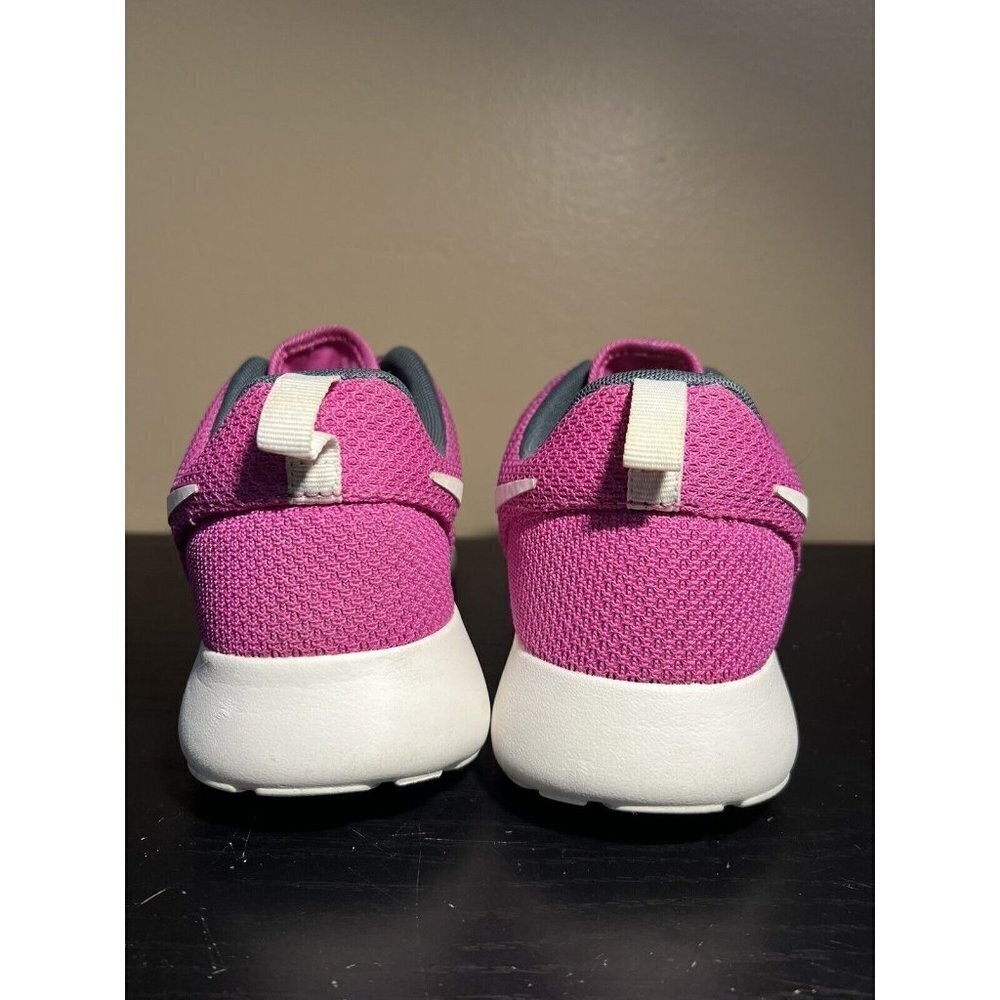 Nike Roshe One Women’s White Club Pink Running Shoes Size 8 #511882-605 - Picture 6 of 9
